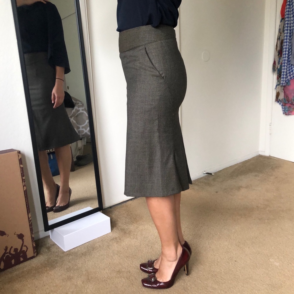 Tweed pencil skirt